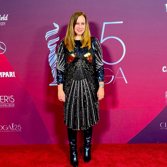 Meet your Posher, Zoë - Picture 1 of 1